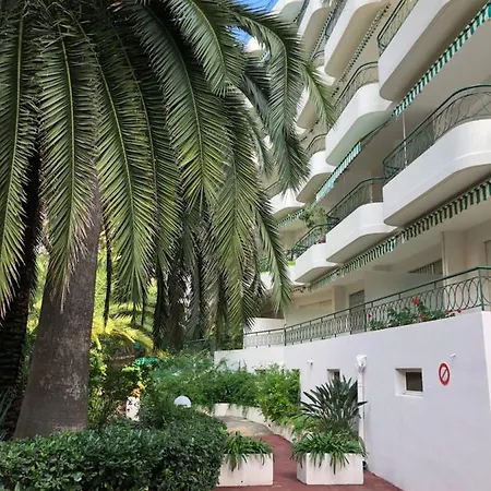 Oasis Apartment