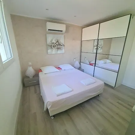 Oasis Apartment